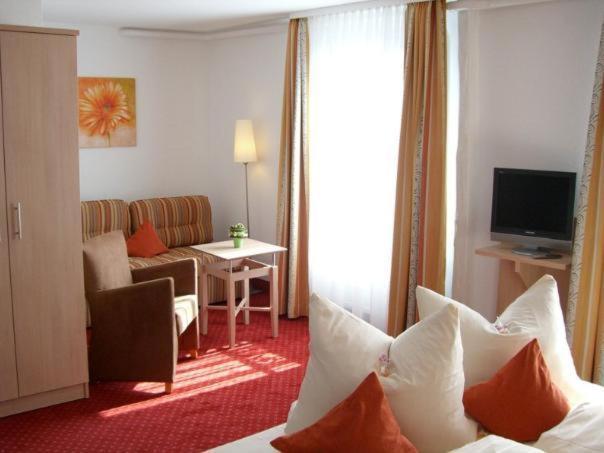 Hotel Cafe Konditorei Koeppel Bingen am Rhein Dış mekan fotoğraf