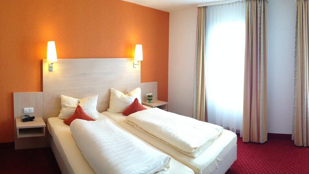 Hotel Cafe Konditorei Koeppel Bingen am Rhein Dış mekan fotoğraf